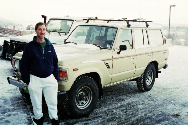 Chattin' with Jeff Williams about cruisers at the Evergreen Post Office